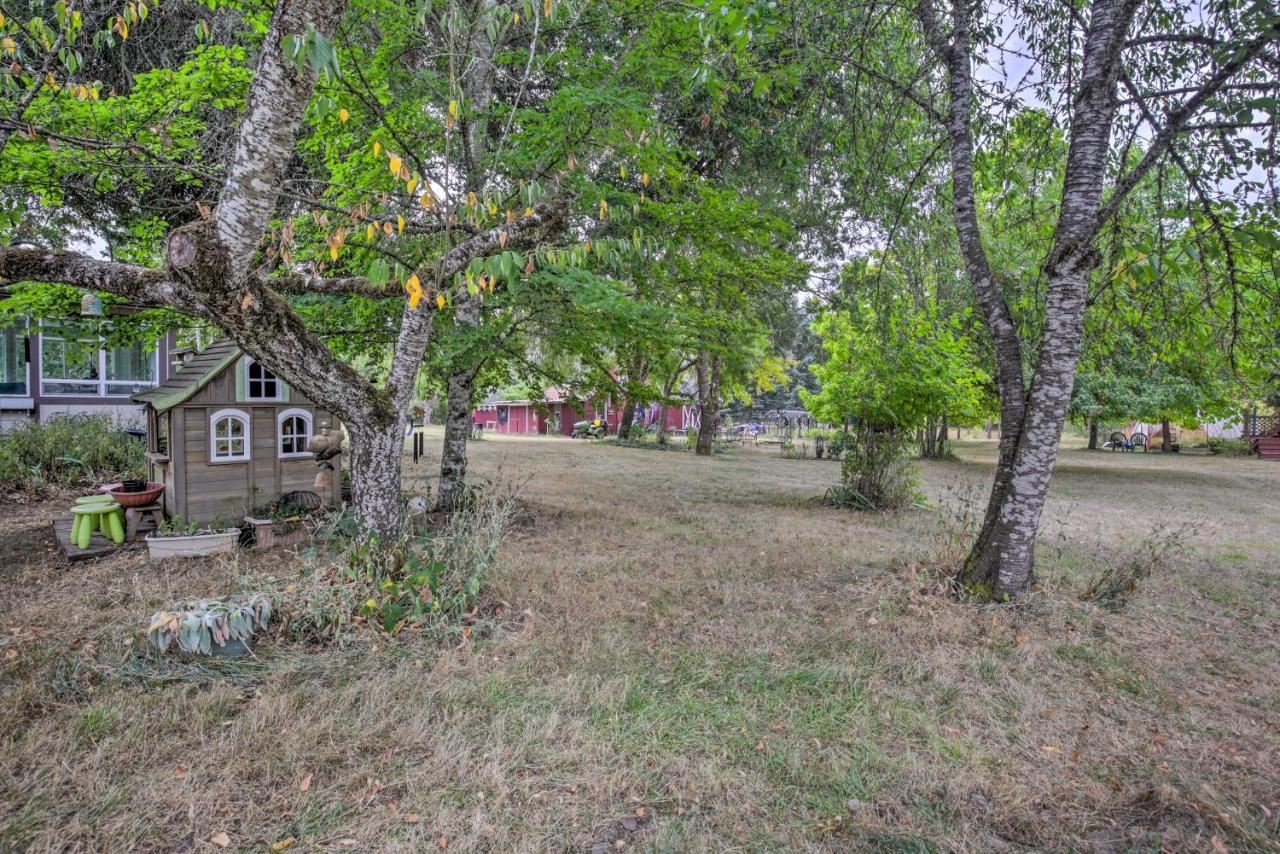 Cozy On Flower Farm With Baker Creek Views! * McMinnville